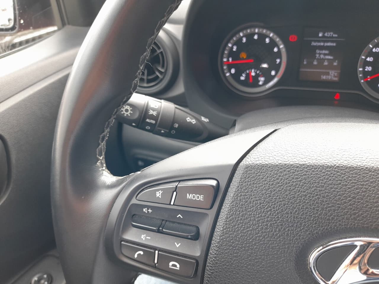 Hyundai i10 - zdjęcie 20