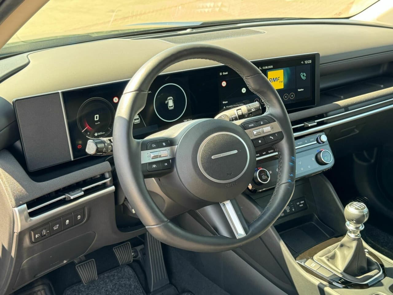 Hyundai Tucson - zdjęcie 9